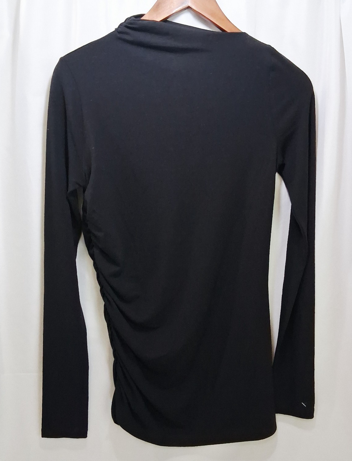 Modern Citizen Vittoria Asymmetric Neck Ruched Tee Black Long Sleeve Large
