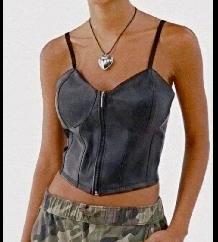 No Boundaries NWOT Women’s Black Leather Front Zip Bustier Top Size Medium