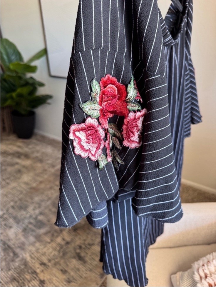 Women’s Plus 1X Off Shoulder Striped Blouse Floral Embroidered 3/4 Bell Sleeve