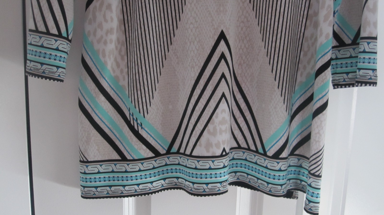 NEW JM Collection Women’s Large Top Blouse Tunic Front Zipper Teal Black White