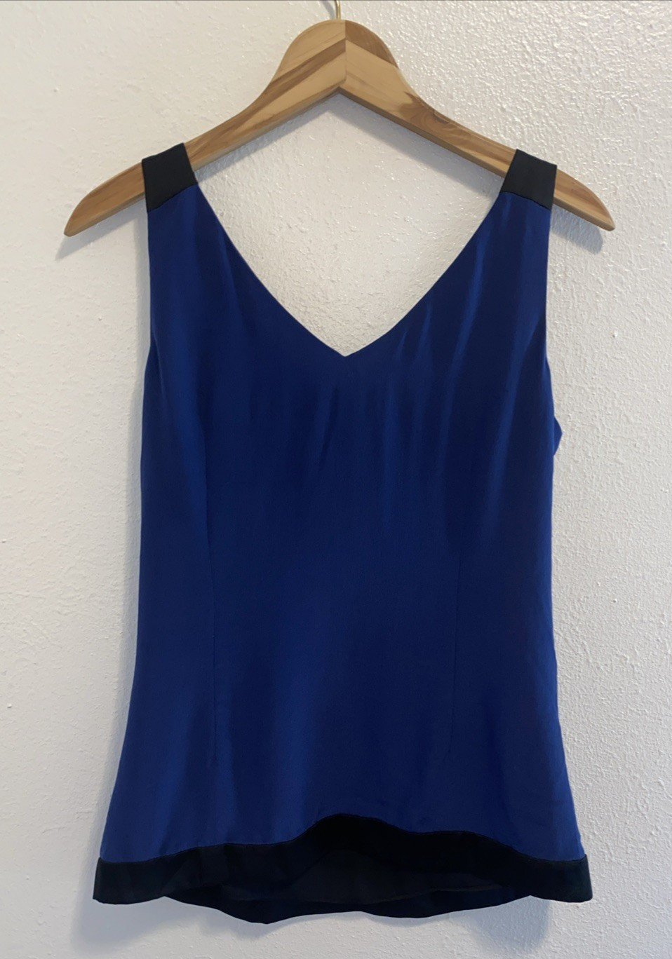 WHBM Navy 100% Silk Camisole Tank Drape Neck Blue/Black Career Small