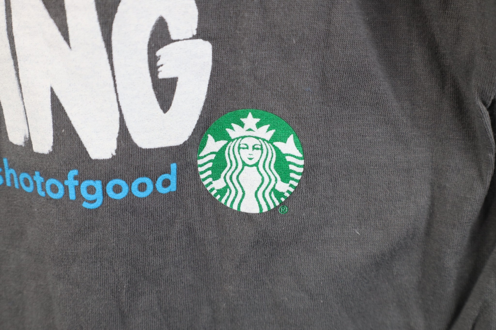 Starbucks Coffee Womens Large Spell Out Good Things Are Happening V-Neck T-Shirt