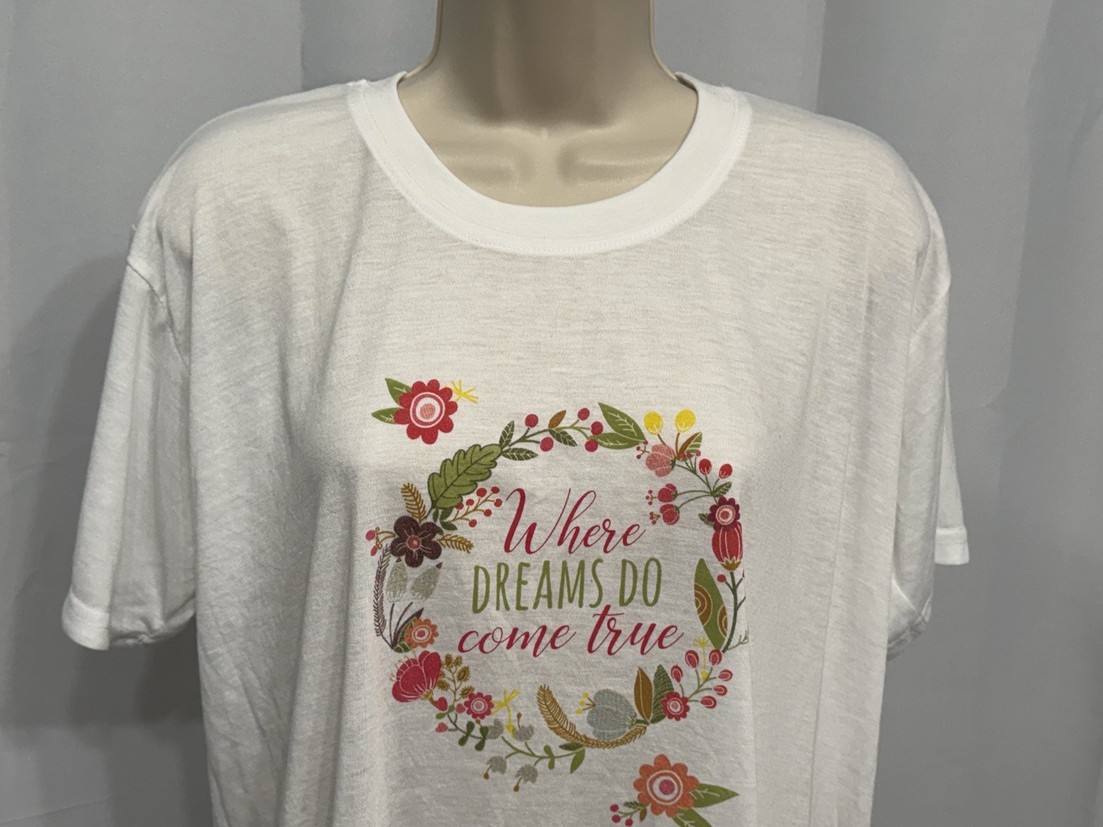 Women’s Ivory Crew Neck Short Sleeve Comfort Soft Graphic T-Shirt L
