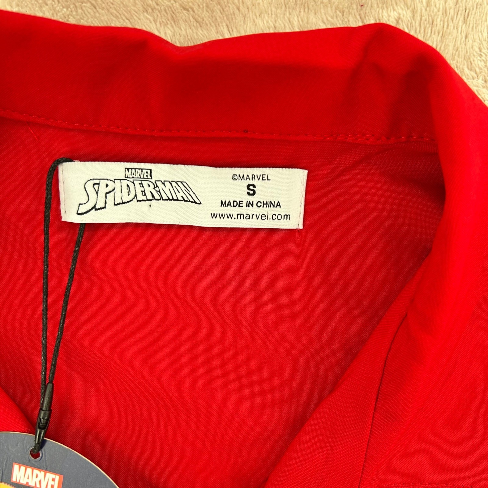 Marvel Spider-Man Red Button Down Shirt Short Sleeve Camp Collar SmalLRED