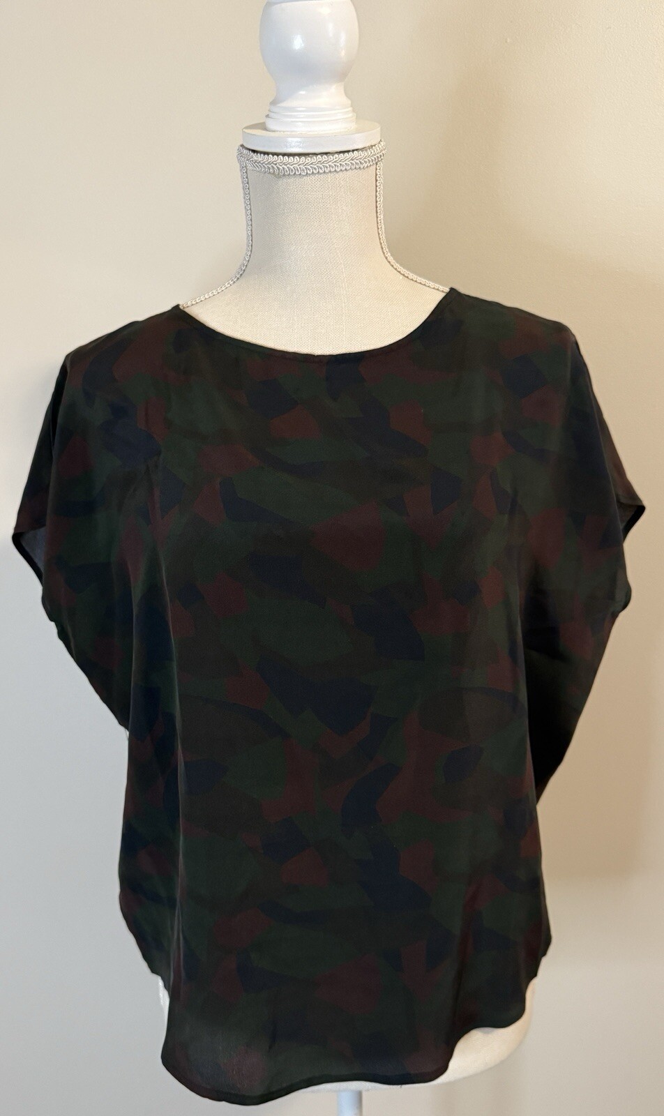 Billy Reid 100% Silk Camo Short Sleeve Blouse Sz S