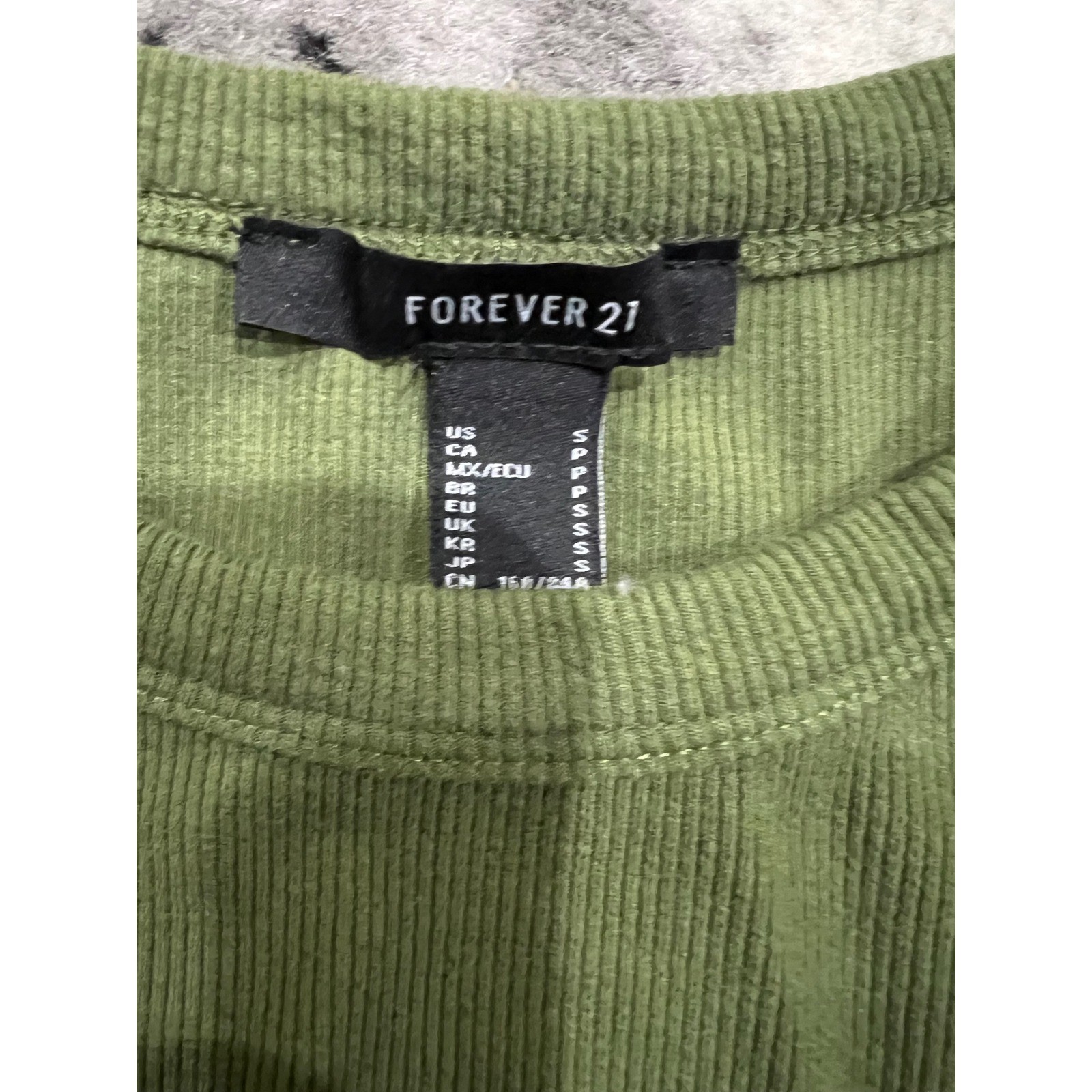 Forever 21 Ribbed Olive Green Cropped Tank Top Women’s Size Small