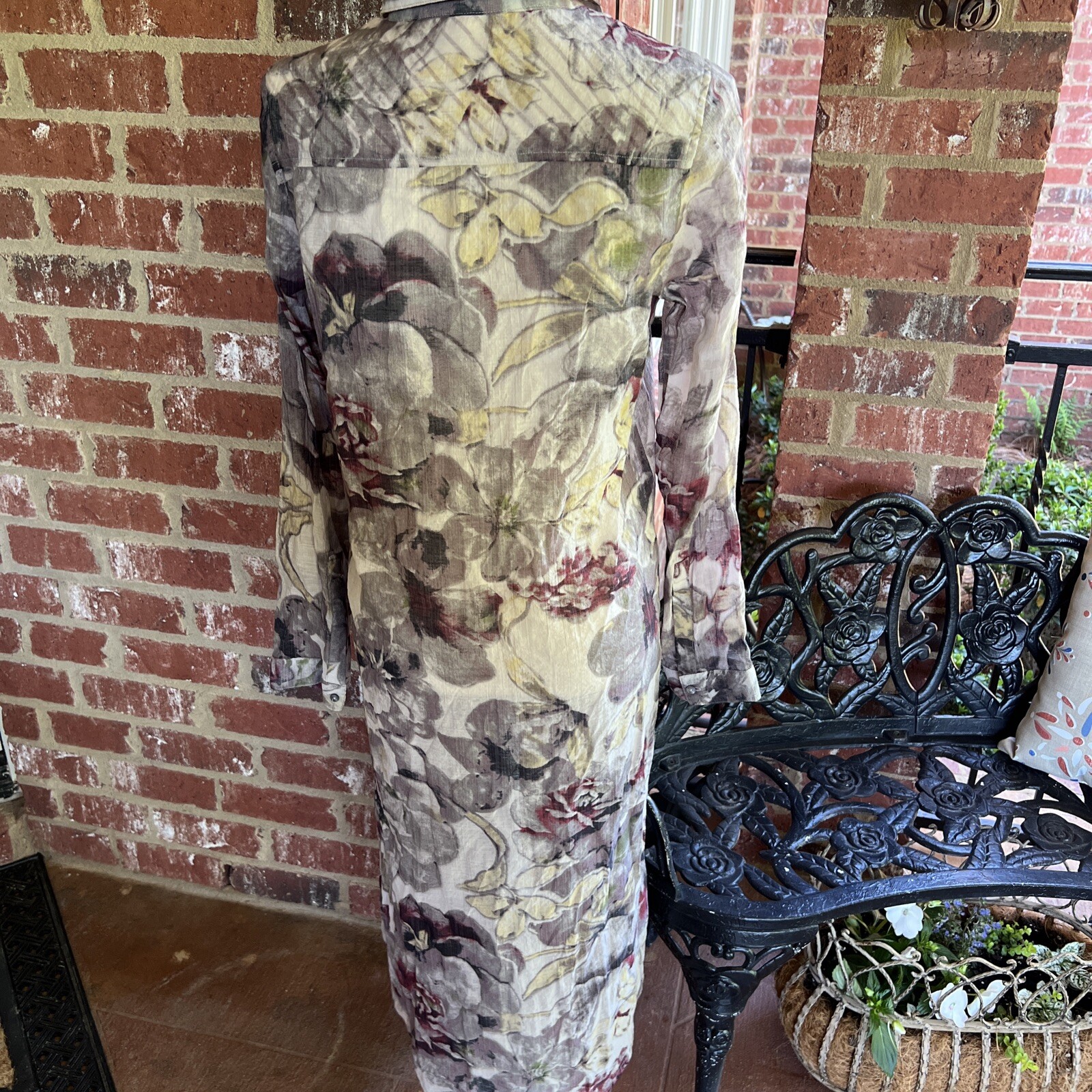 Mystree Maxi Button Down Top Tunic Floral Size Small Colorful Side Slit