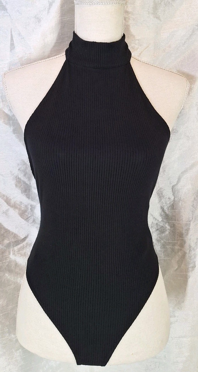 FOREVER21 SzM Ribknit Mock Neck Low Open Back Halter Bodysuit Snap Crotch Black