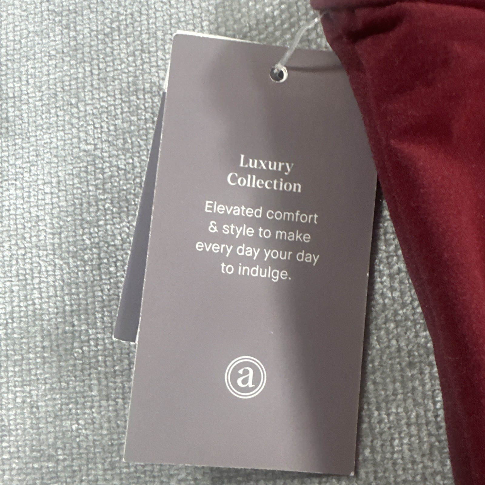 NEW AUDEN BERRY RED SPAGHETTI STRAPS STRETCH CROPPED CAMI TANK TOP XL