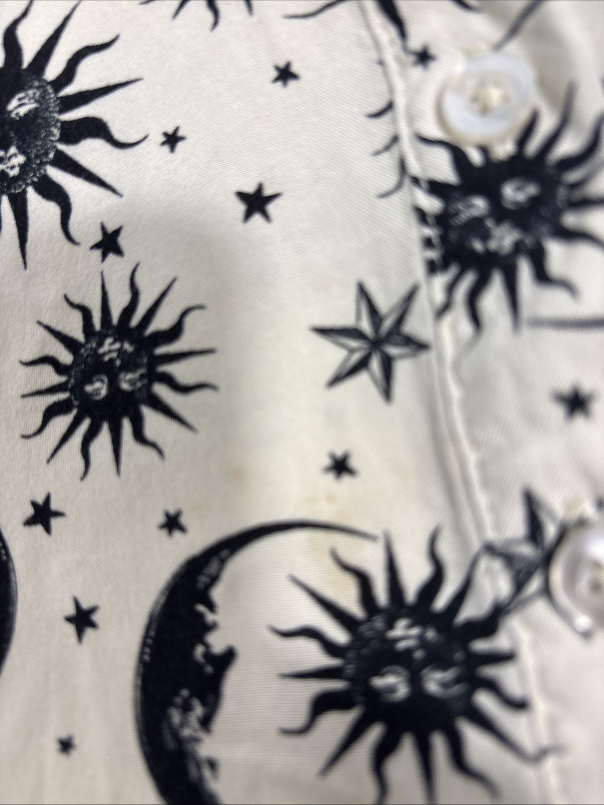 Hot Topic Celestial Sun Moon Stars Oversized Cropped Button Up Shirt M