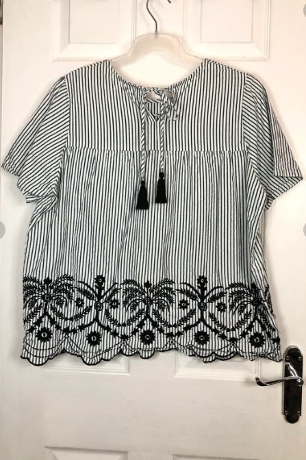 Apricot Womens Blue & White Striped & Embroidered 100% Cotton Blouse Size 16 uk