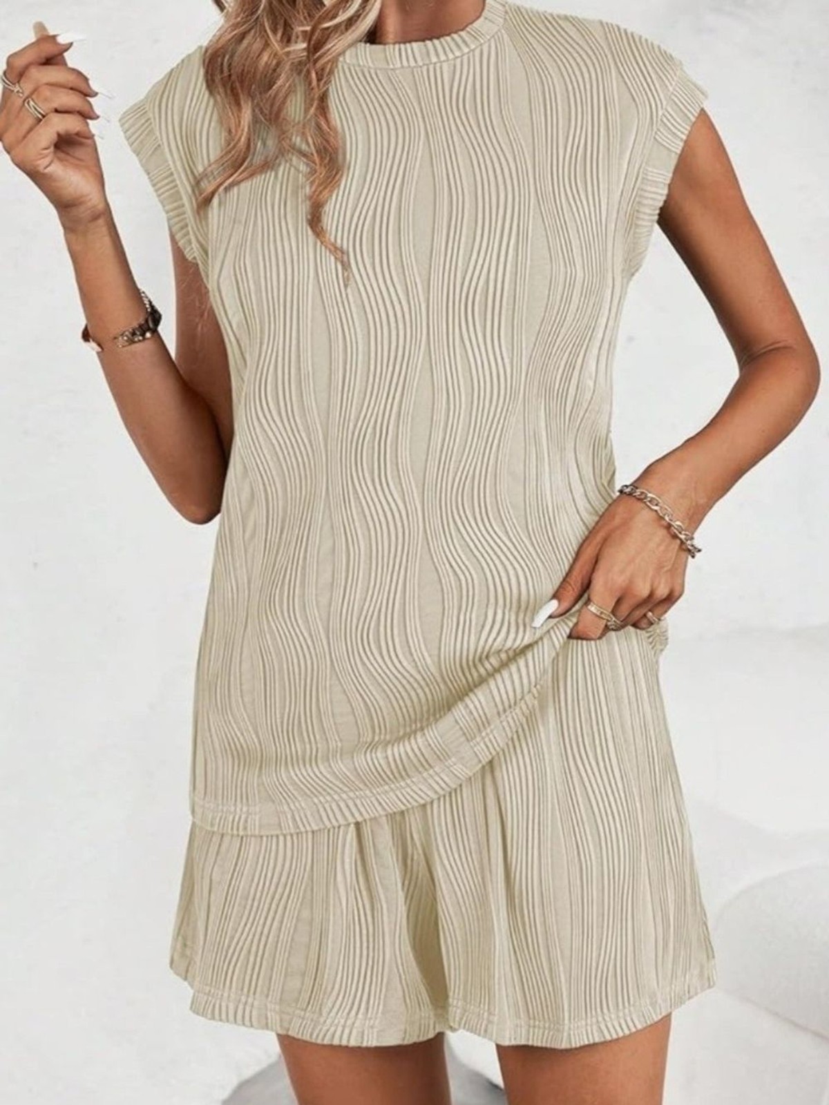 Chic Beige Wavy Plisse Pleated 2-Piece Short Set – Size Large