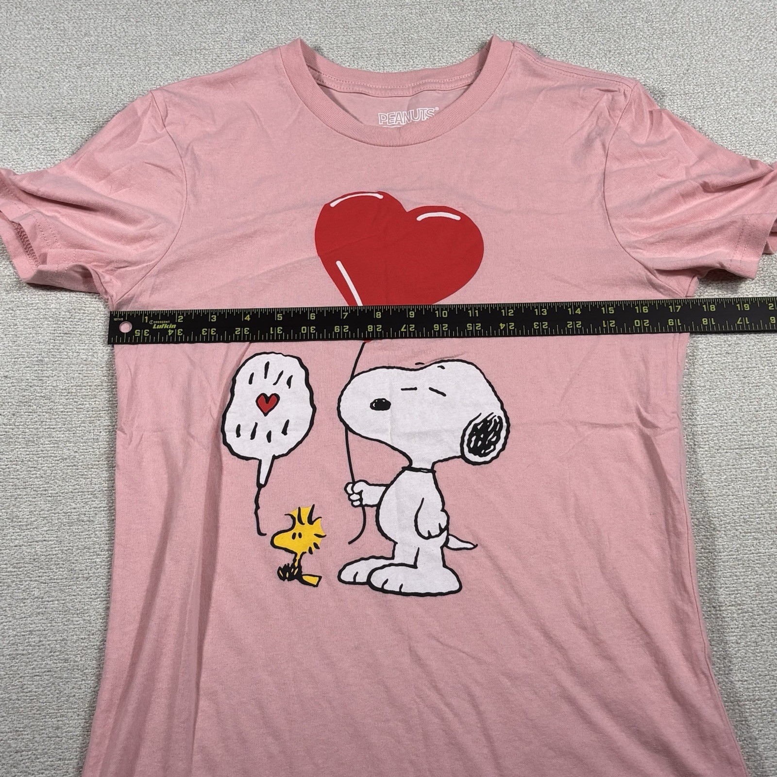 Peanuts Hybrid Apparel Crew Neck T-Shirt Women Small Pink Snoopy Heart Balloon