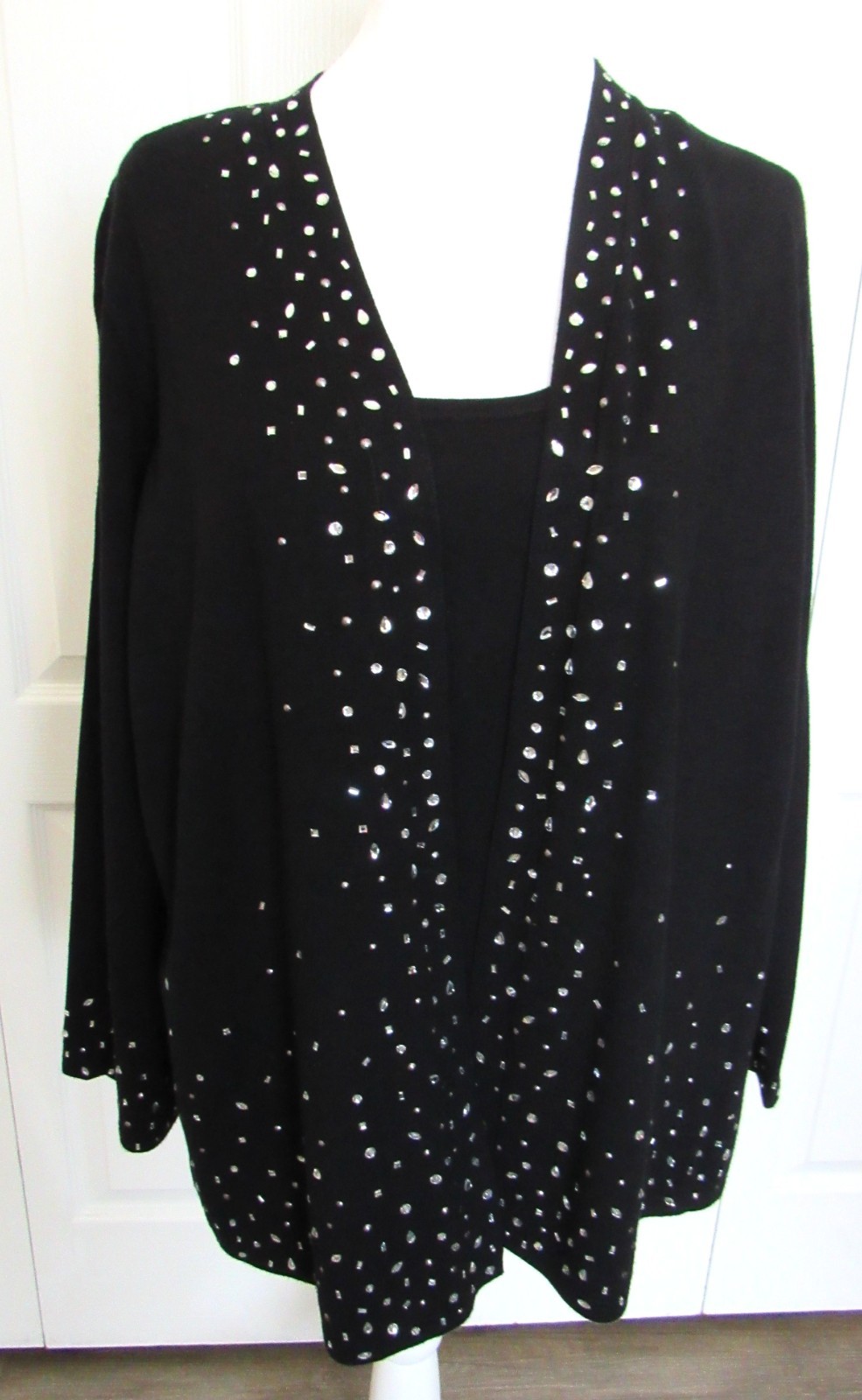 NWT CHICO’S SIZE 2 LARGE BLACK TWIN SET JACKET TANK GLASS BEADS BEAUTIFUL!