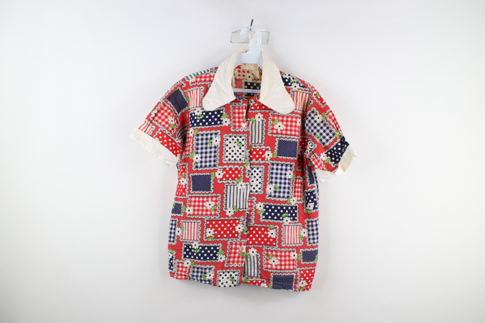 Vintage 60s Country Primitive Womens 36 Quilted Patch Flower Button Shirt USA