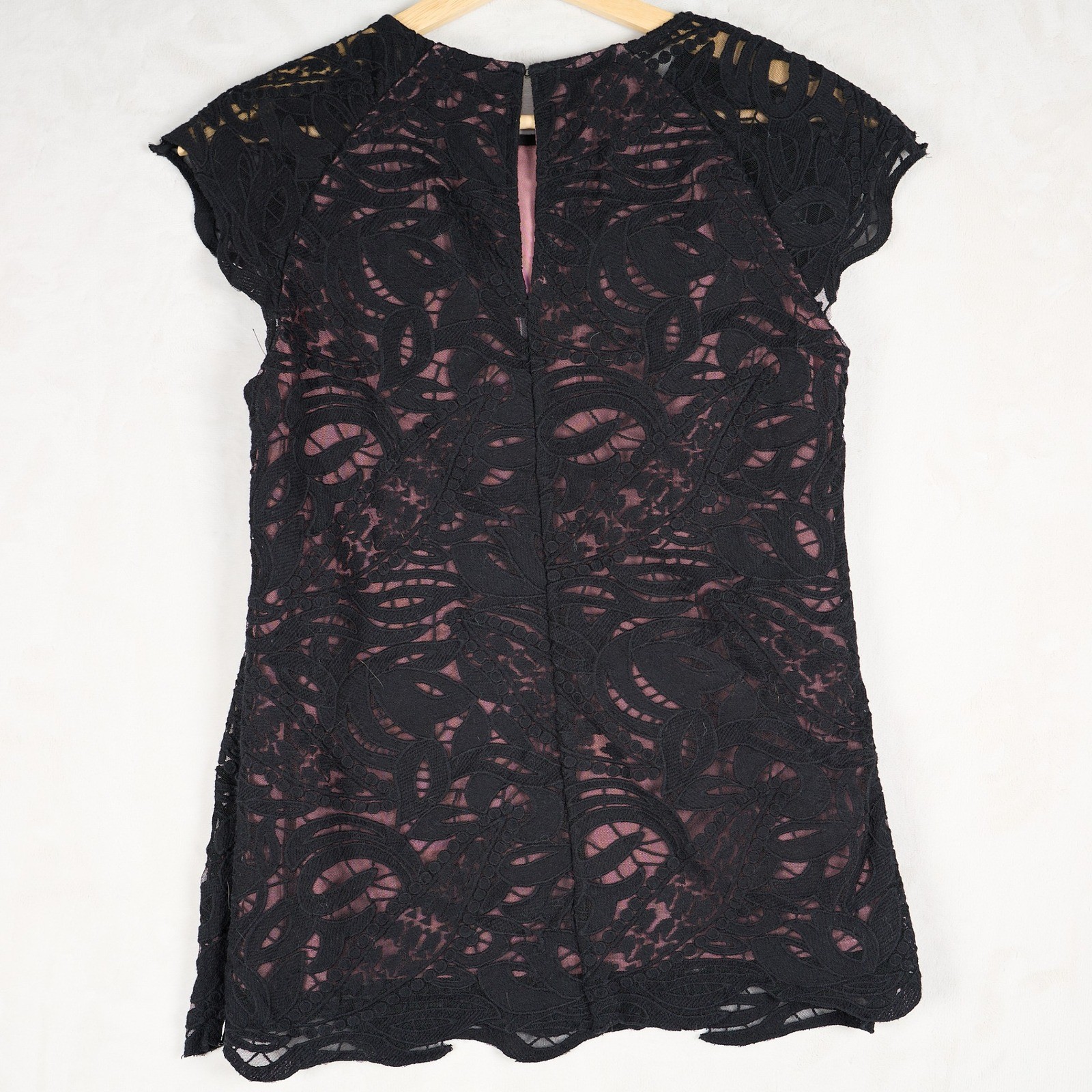 Reiss Black Lace Cap Sleeve Top Mauve With Lining Scalloped Hem Size 4 RN114836