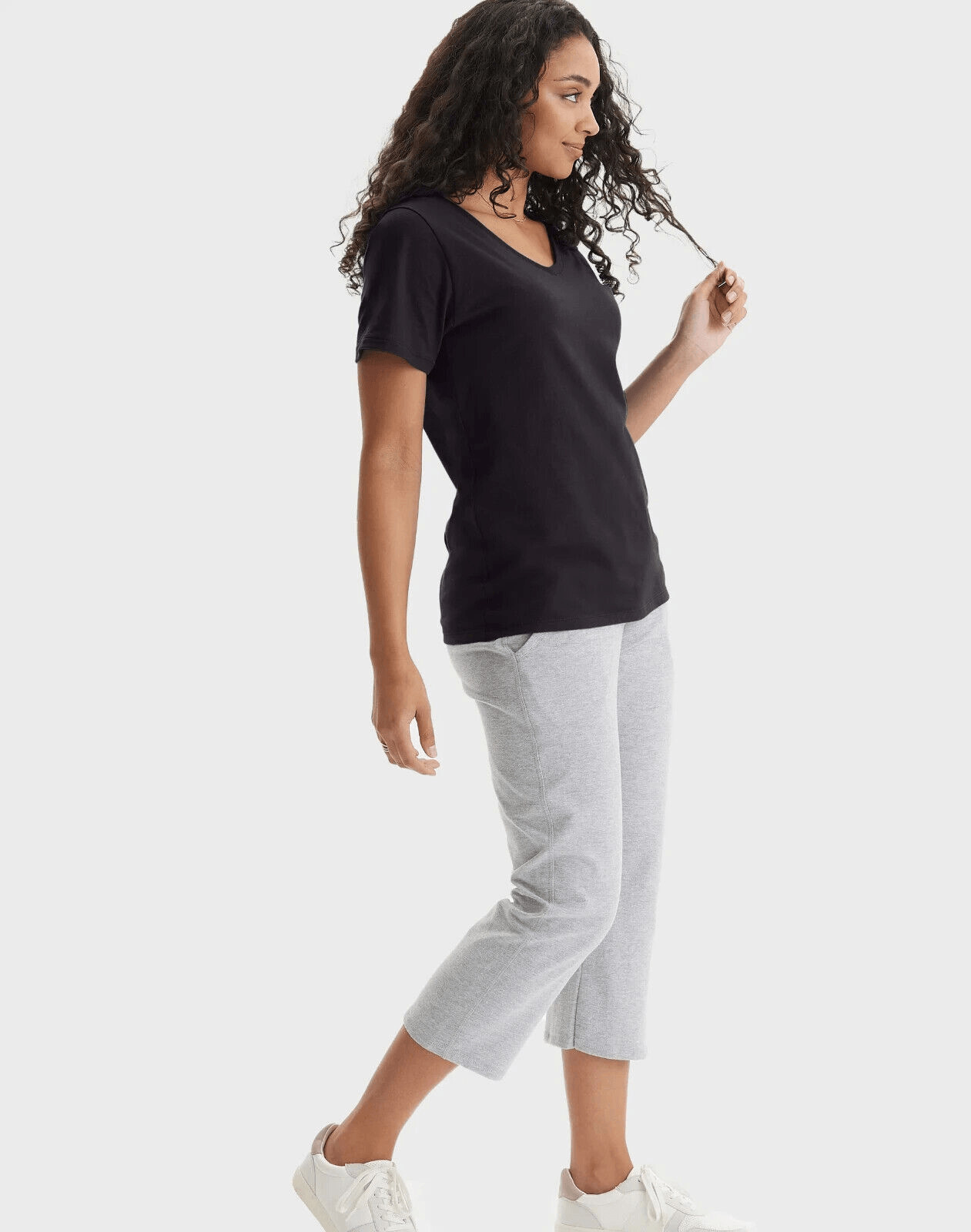 Hanes T-Shirt Women’s Cotton V Neck Short Sleeve Perfect-T Size XL