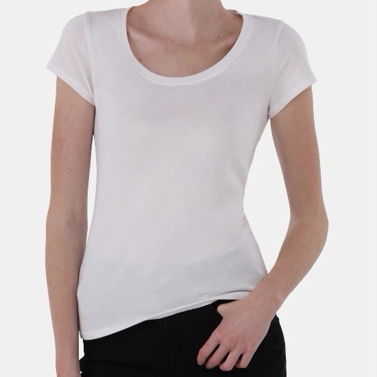 No Boundaries Juniors Scoop Neck Tee Small 4-6 New with Tags Vivid White Stretch