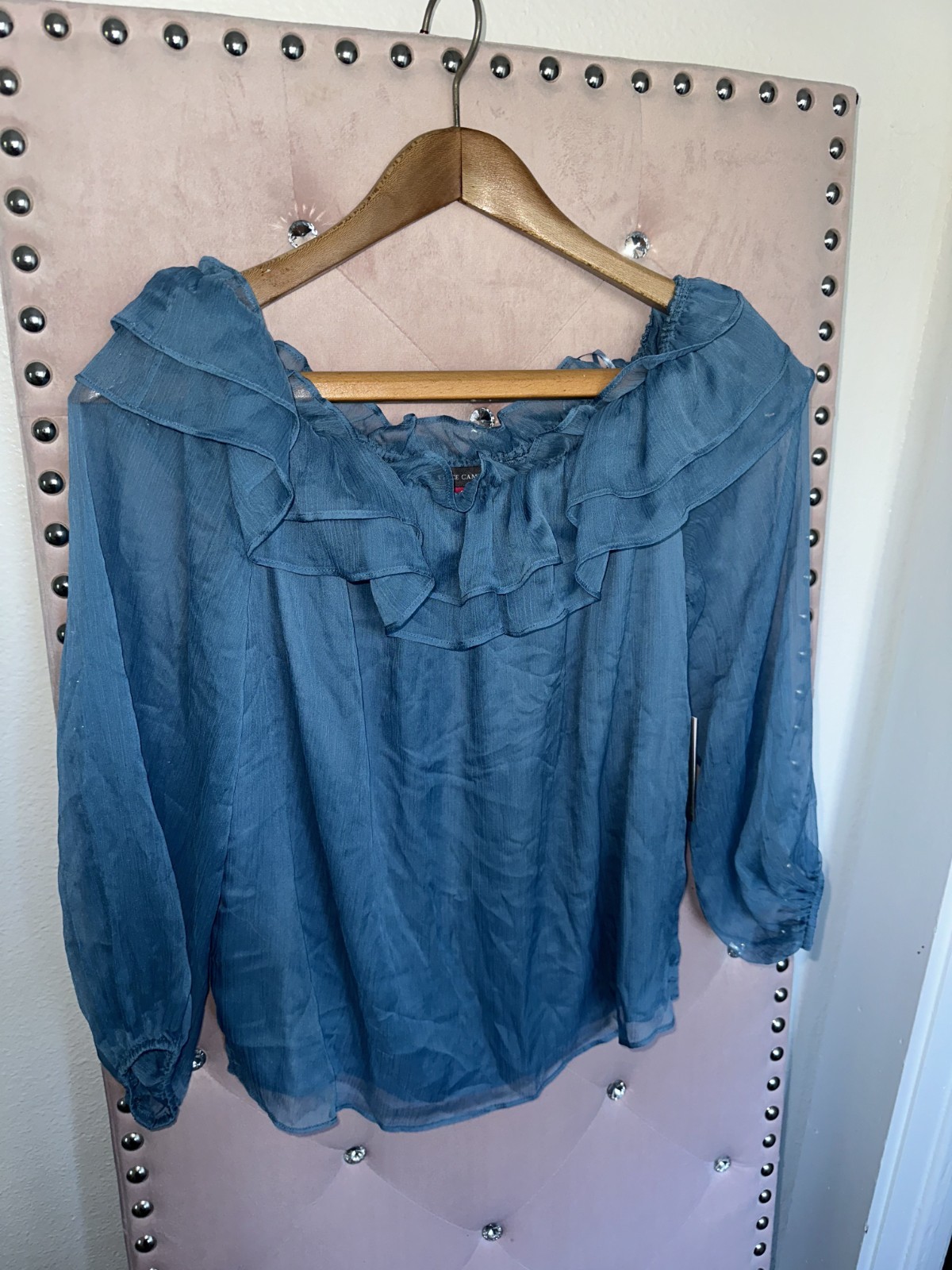 Vince Camuto for Dillard’s Special Edition Ruffle Top Size Small