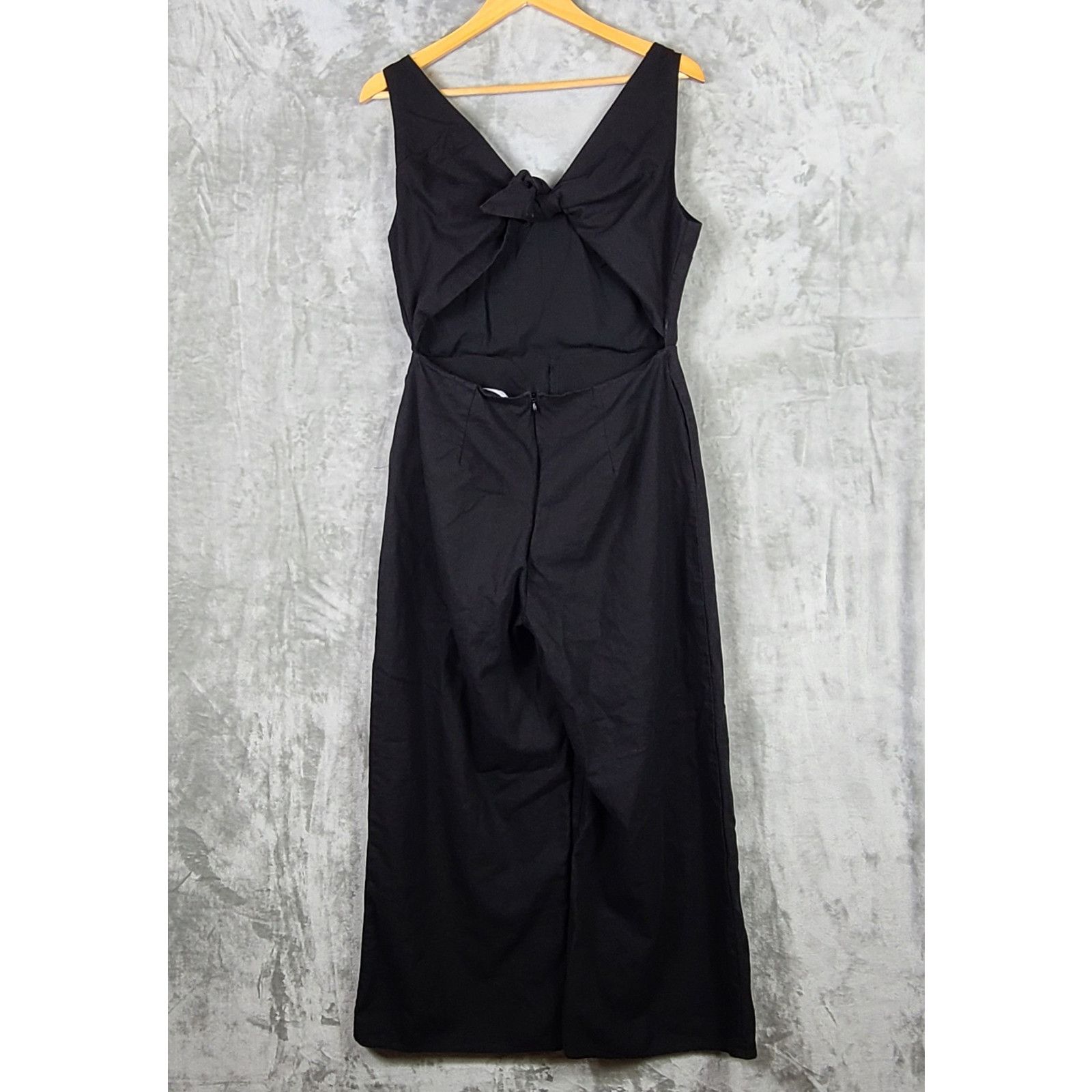 Leith Linen Blend Wide Leg Jumpsuit Cut Out Tie Back Contemporary Chic Size L
