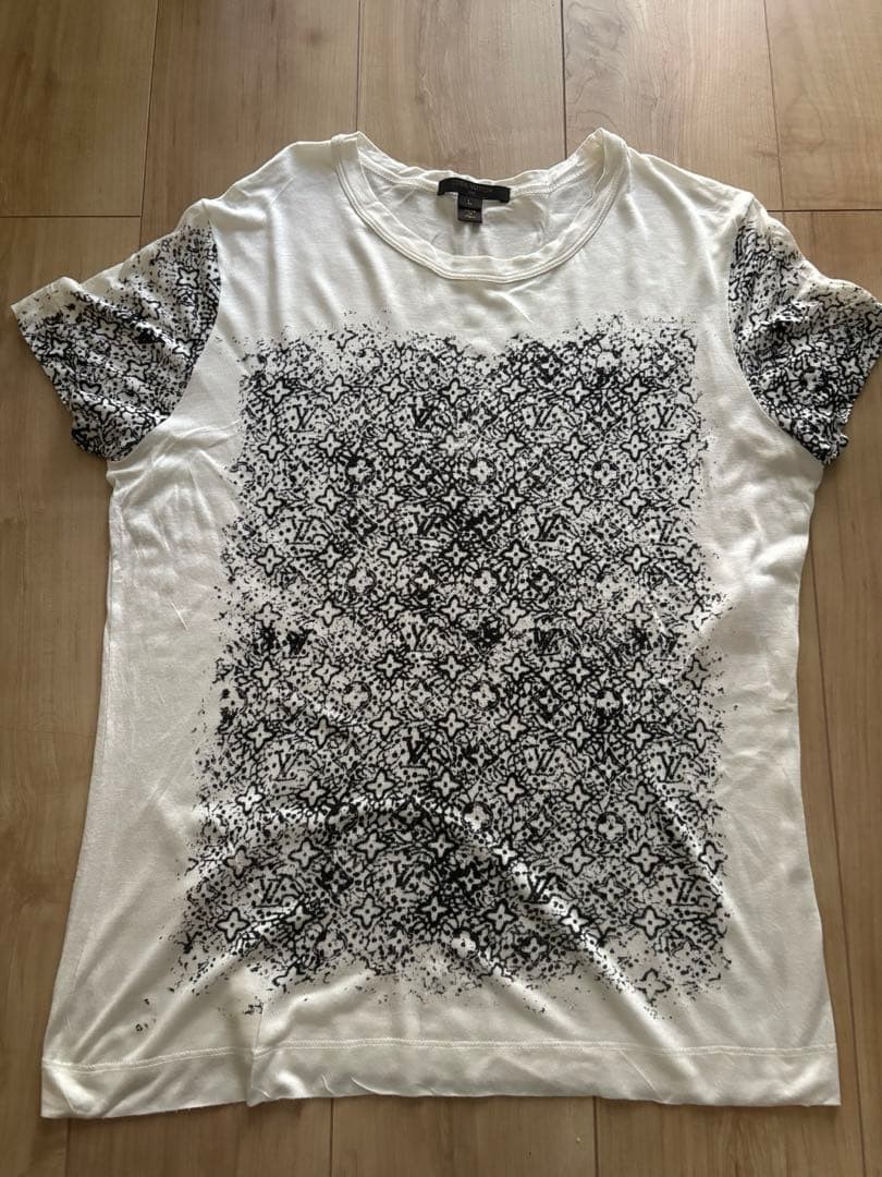 LOUIS VUITTON Monogram T-Shirt Size 40cm Shoulder White Casual Style