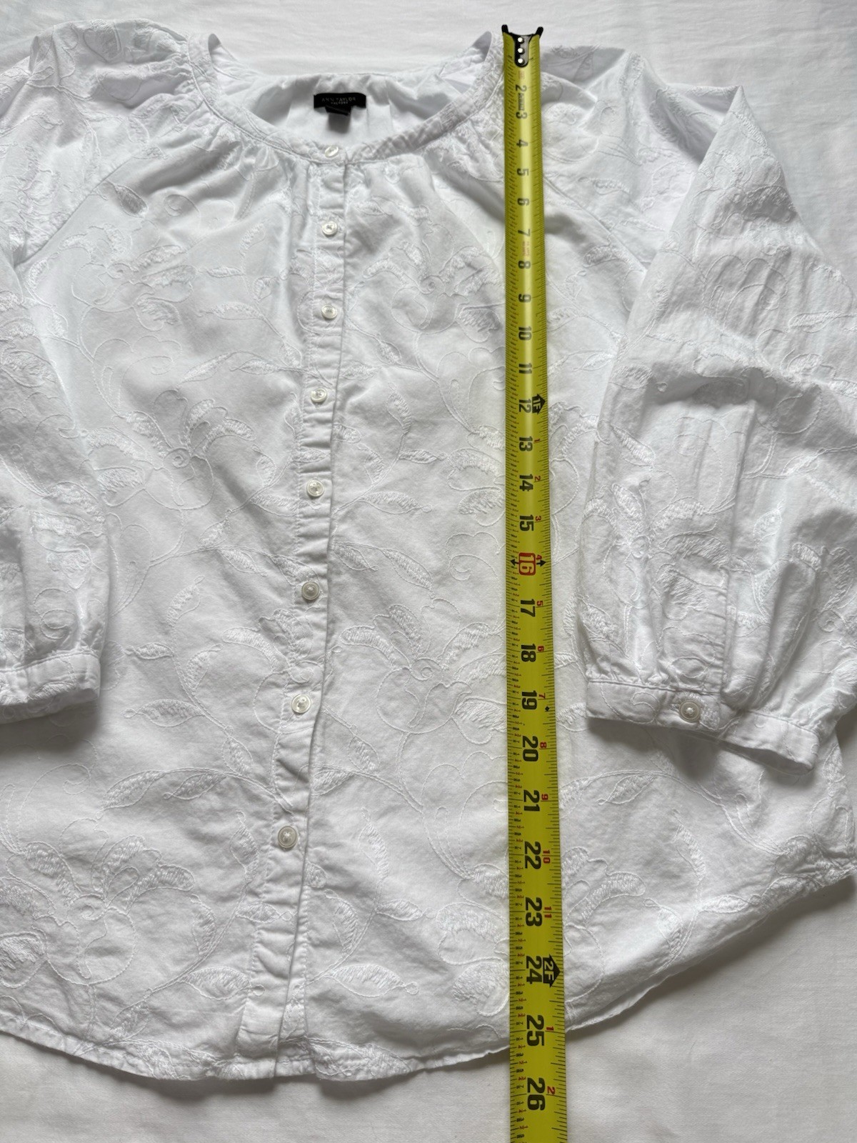 Ann Taylor Cotton L White Floral Round Neck Long Sleeve Puff Button-Up Blouse