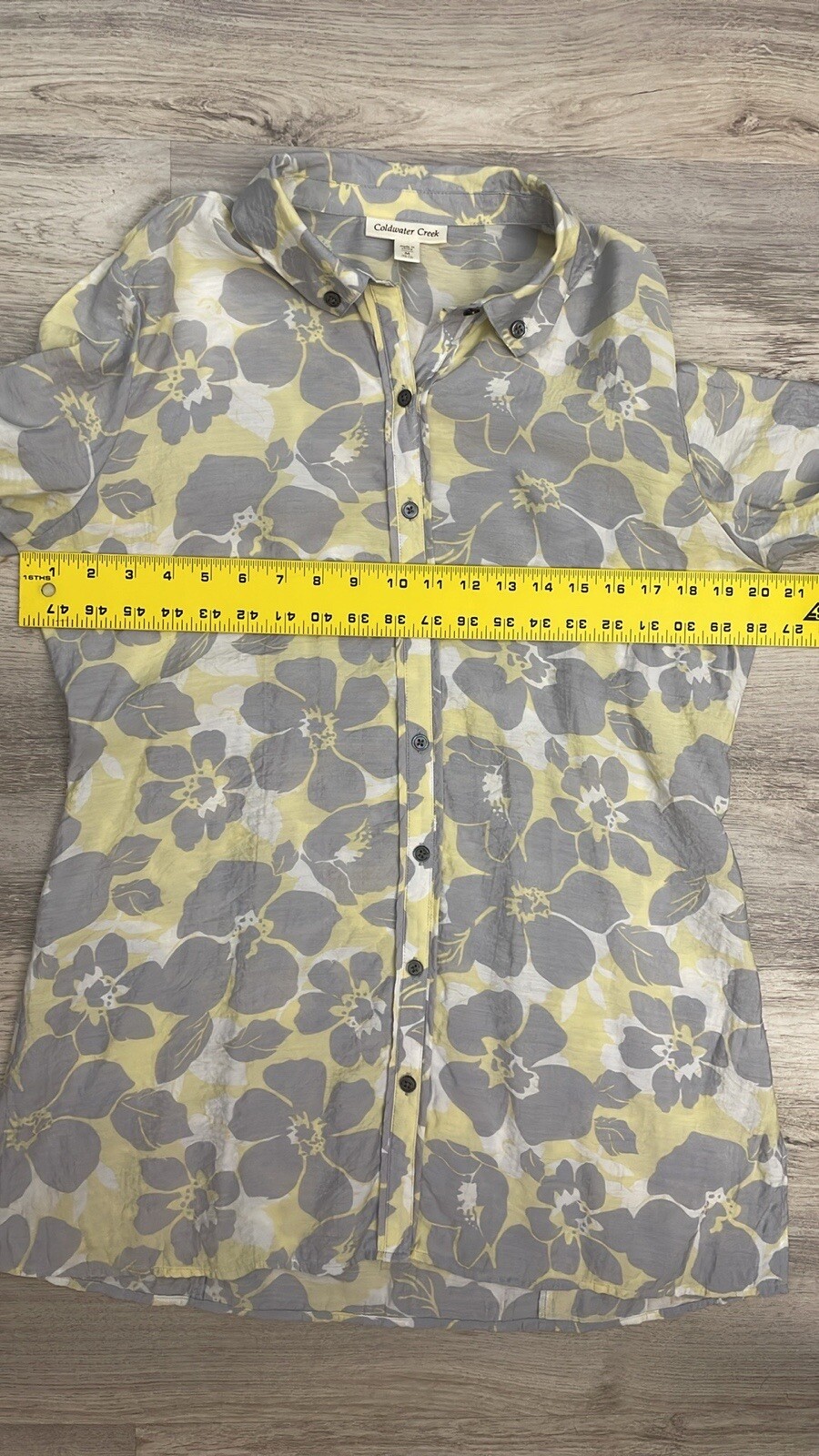 Coldwater Creek Yellow, Gray & White Floral Print Button Down Shirt Size M