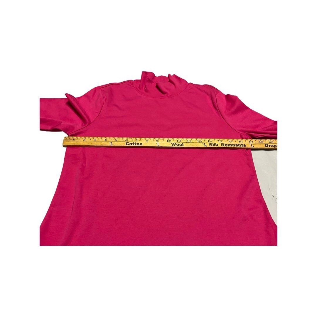 Isaac Mizrahi Live! Essentials Mock Neck Top with Dolphin Hem Size XS (A556539)
