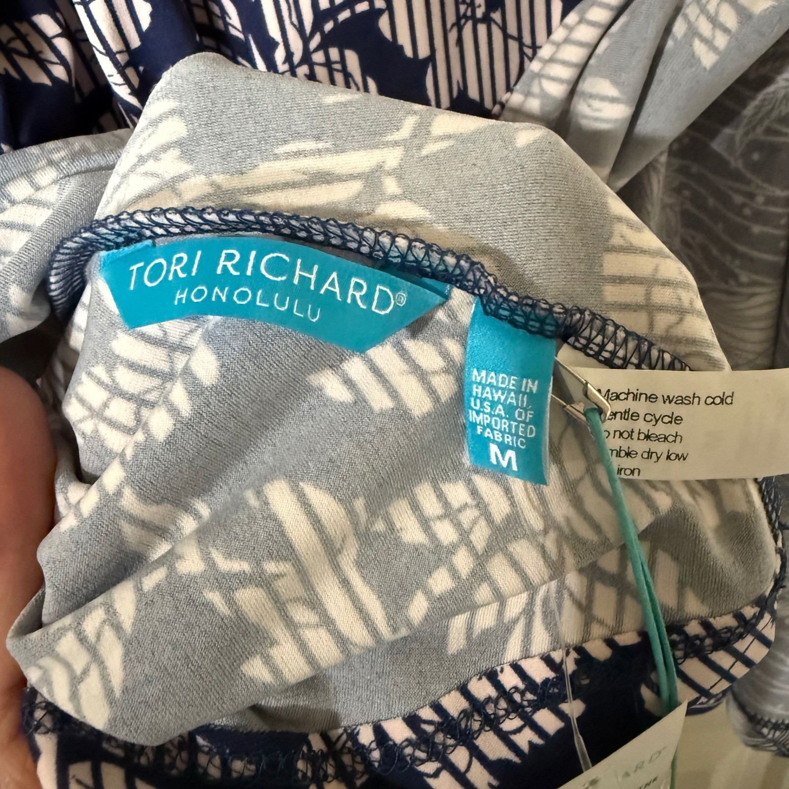 Tori Richard Honolulu Tank Top Navy Floral Print Sleeveless Women’s M