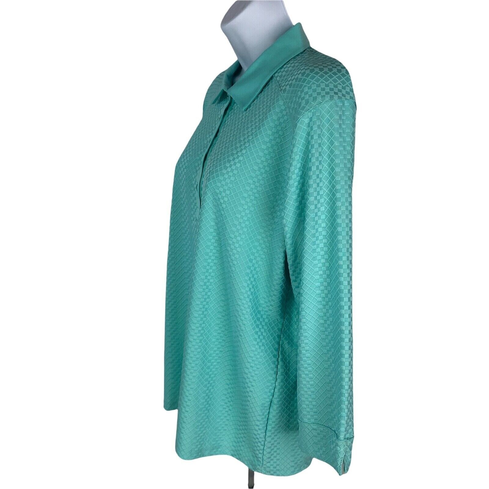Lopez Top Women Size L Sea Green DeLux Dri 5 Buttons Below Collar 3/4 Sleeves