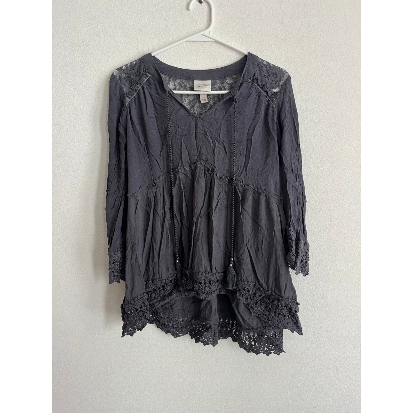 Knox Rose Charcoal Gray Lace Crochet Boho Peasant Top Tassel Tie Babydoll Medium
