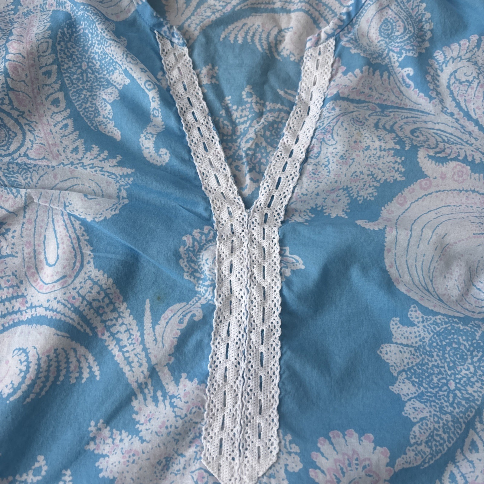 J McLAUGHLIN Sky Blue Pink White Paisley Print Cotton Voile Lace Trim Tunic sz M