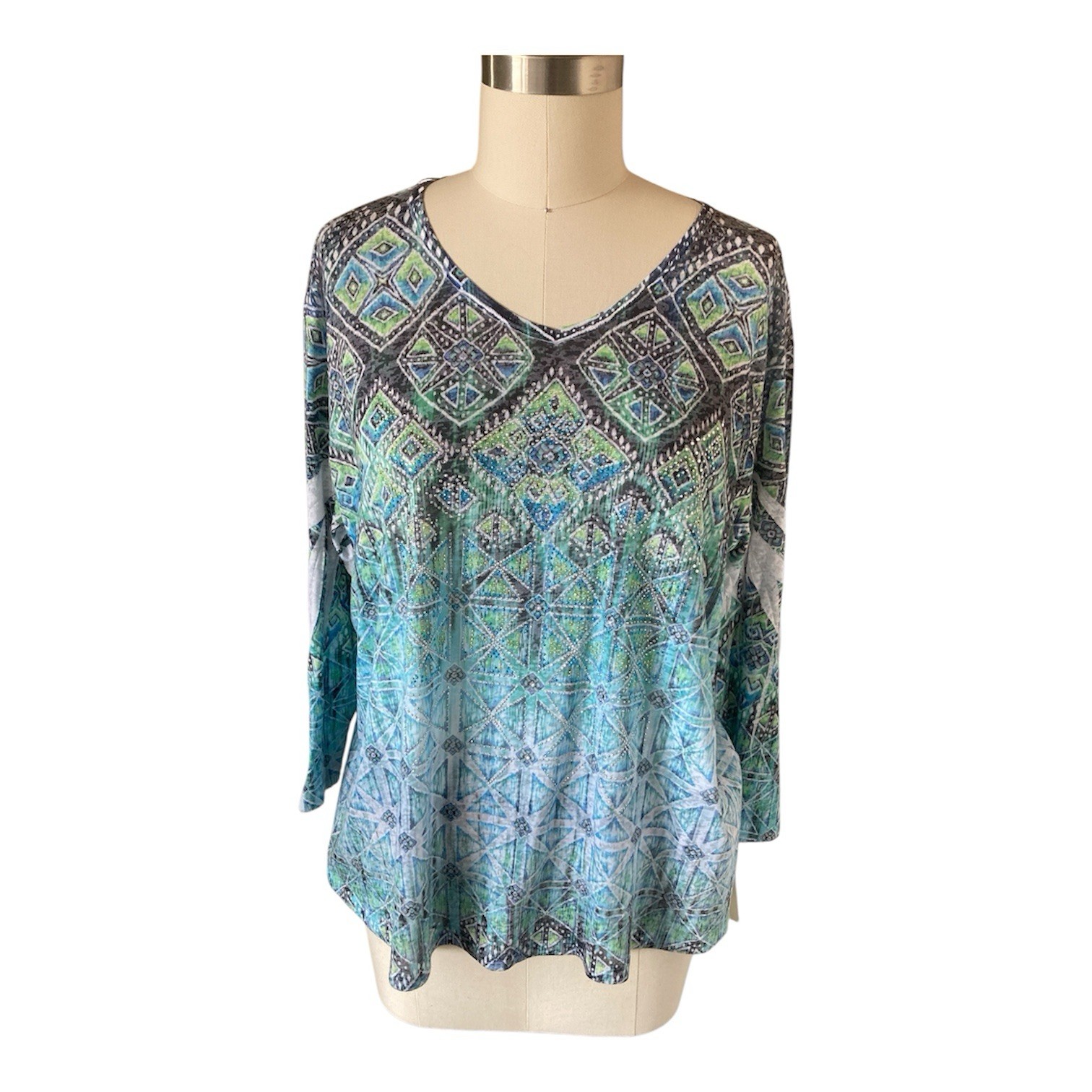 Jess & Jane Women’s 3/4 Sleeve Blue & Green Bedazzled Top Size XL