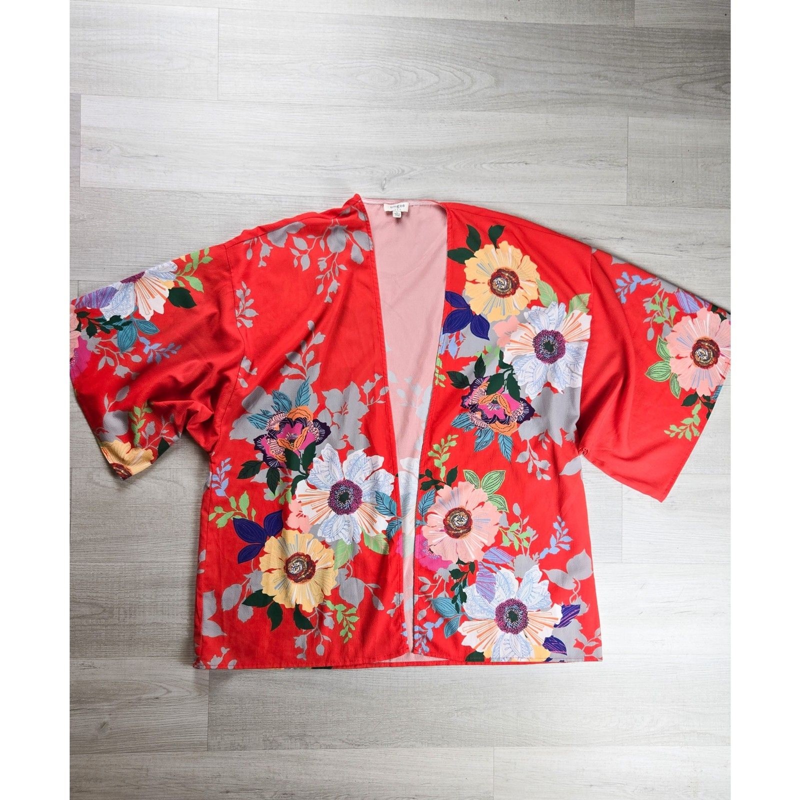 Umgee Vibrant Red Colorful Floral Kimono Top Size L Beach Resort Layering