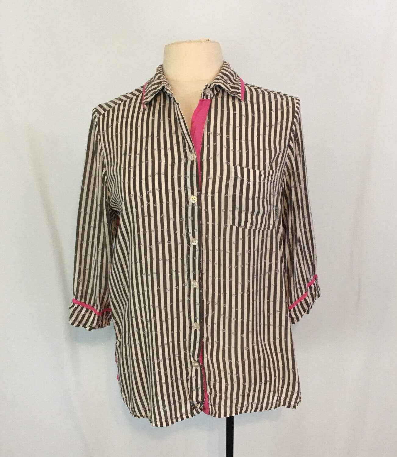 DNKY Womens Gray White Pink Striped Rayon Blouse, Shirt sz M, 38 Bust, Buttons