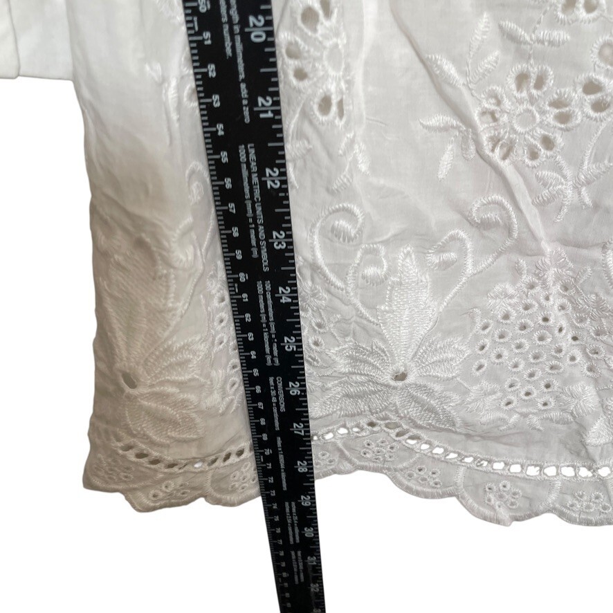 White Diamonds Blouse Women’s Medium Embroidered V-Neck Ivory Shirt Top NWT