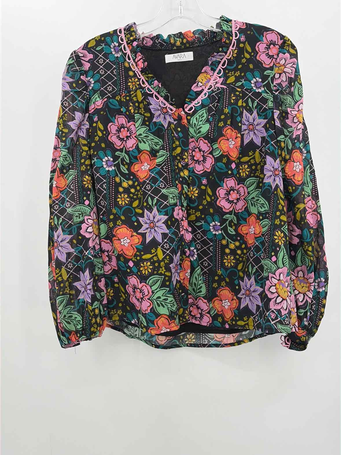 Pre-Owned Avara Black Size Small Button Down