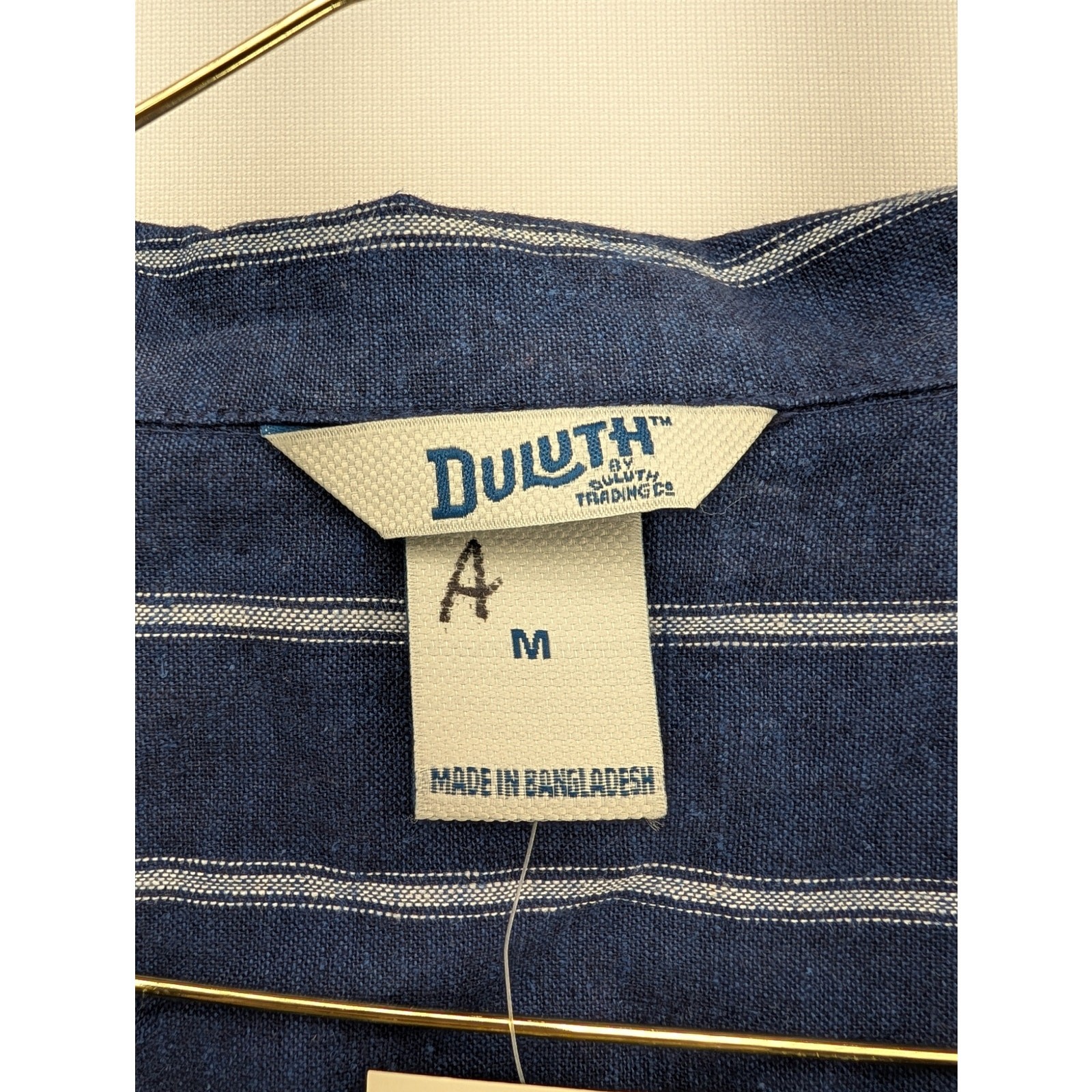 NWT Duluth Trading Co Women’s Artisan Hemp Untucked Camp Shirt in Blue sz Medium