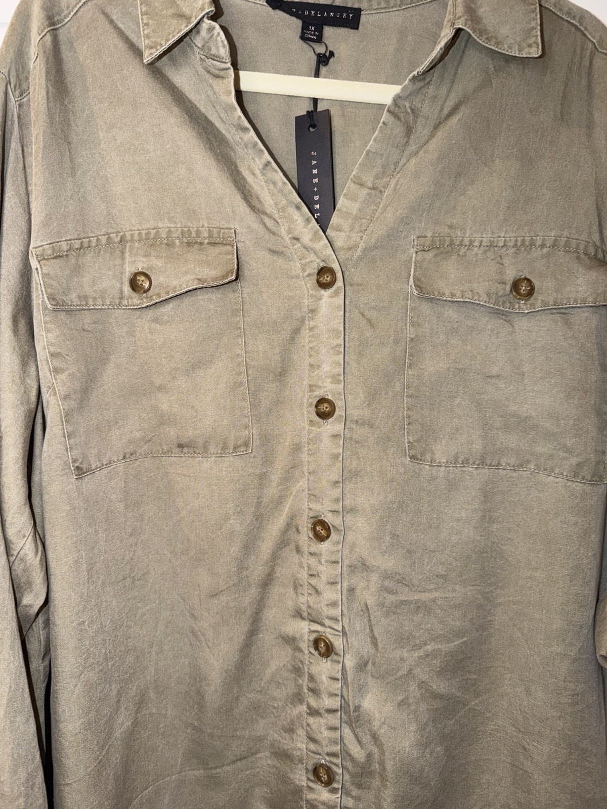 Jane Delancey NWT 1X Plus Garment Dye Utility Shirt Sage Green Roll Tab Blouse