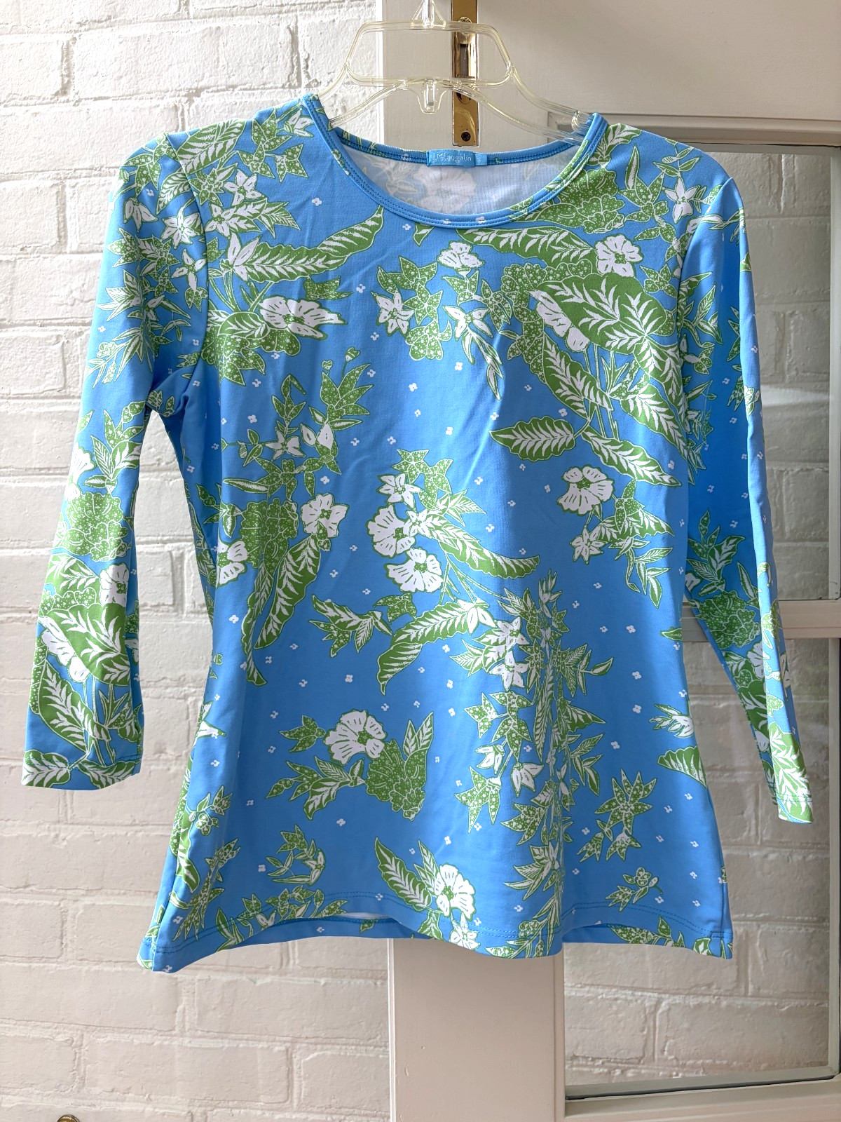 J. MCLAUGHLIN CATALINA CLOTH 3/4 SLEEVE GREEN BLUE FLORAL PRINT TOP SMALL