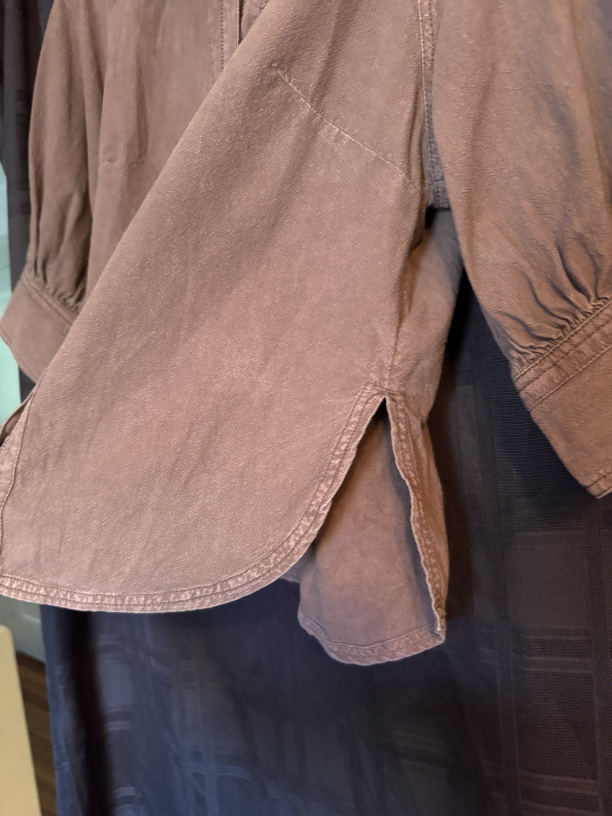 Free People 100% Cotton Brown Blouse Princess Quarter Sleeve Side Vent Size S