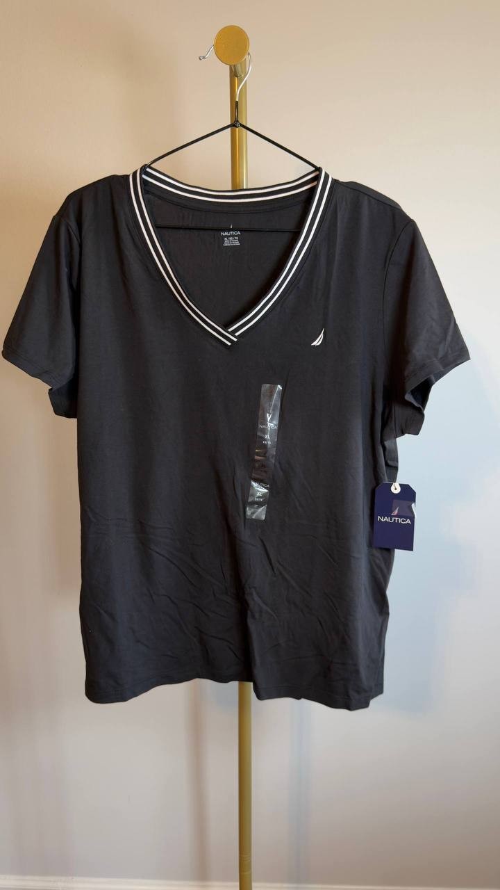 Nautica Solid Stripe‑Trim V‑Neck T‑Shirt Black XL NWT $24.99