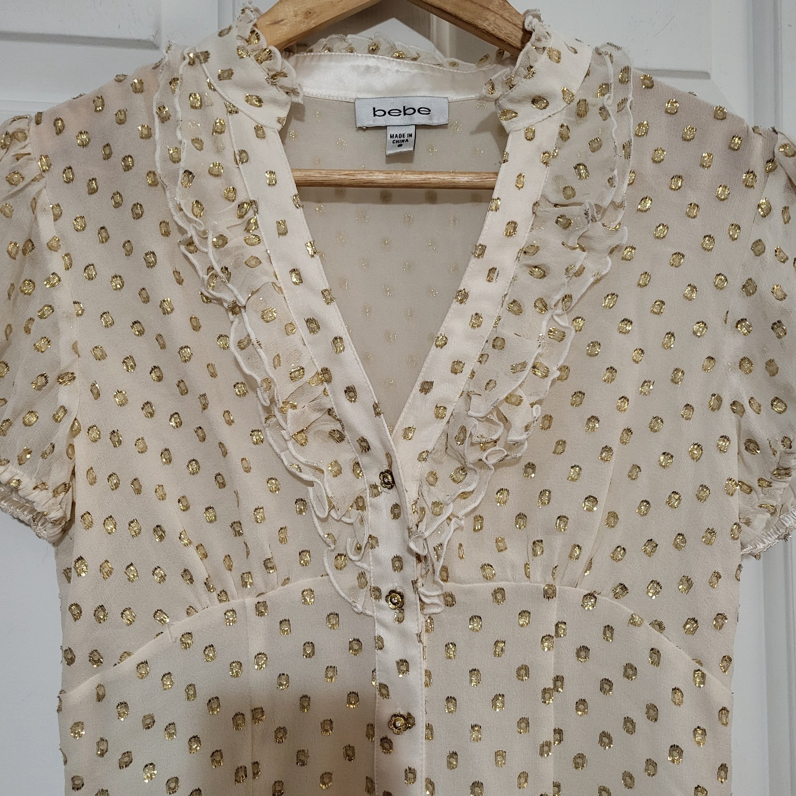 Bebe Cream Gold Ruffle Short Sleeve Button Front Semi Sheer Silk Blouse Size S