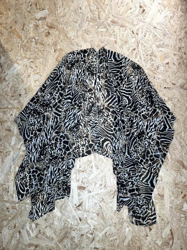 Nina Leonard Kimono Cardigan One Size Animal Print Sheer Chiffon Wrap Shawl