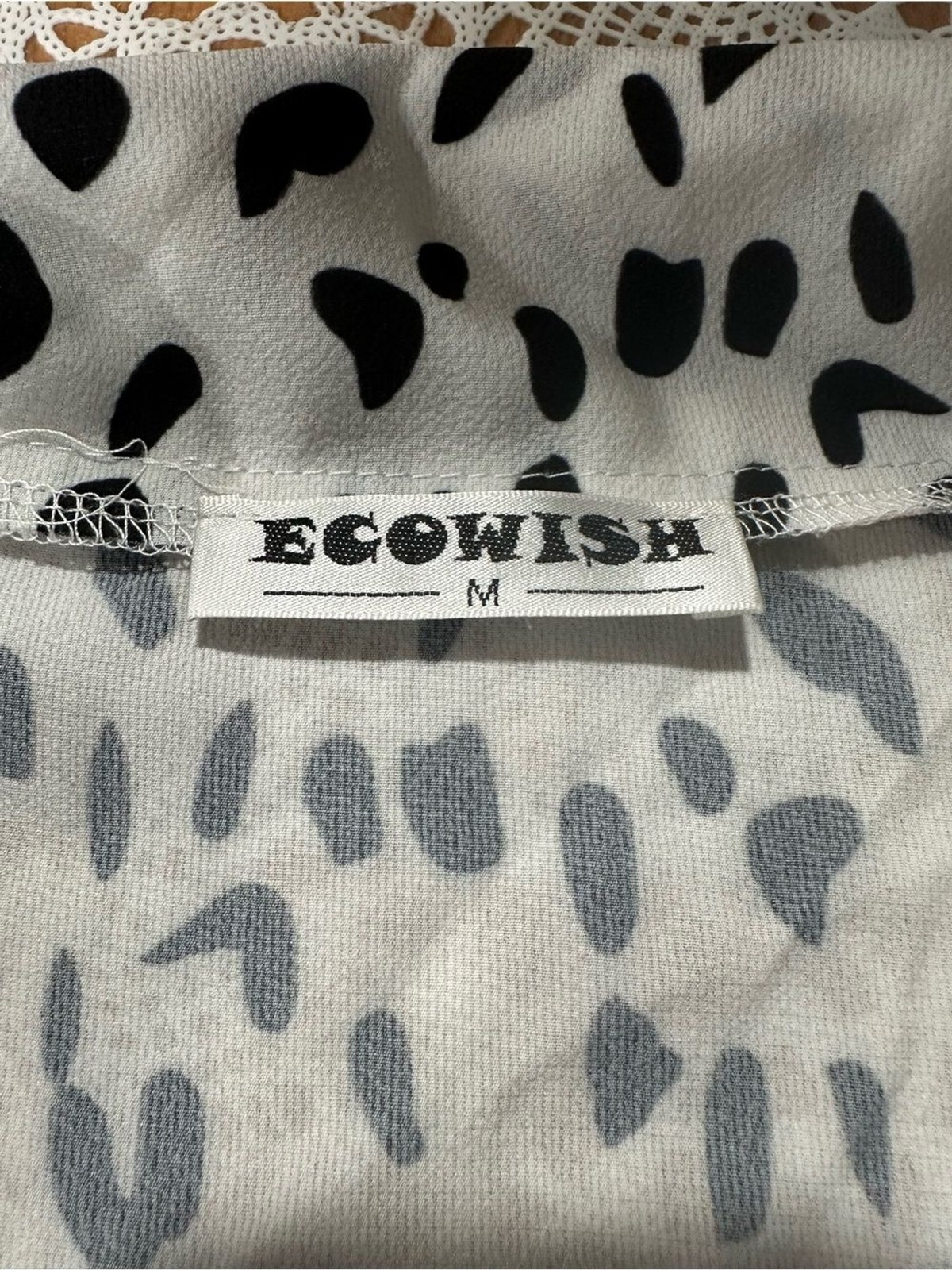 Ecowish Abstract Spot Print Button Front Blouse Women’s Medium