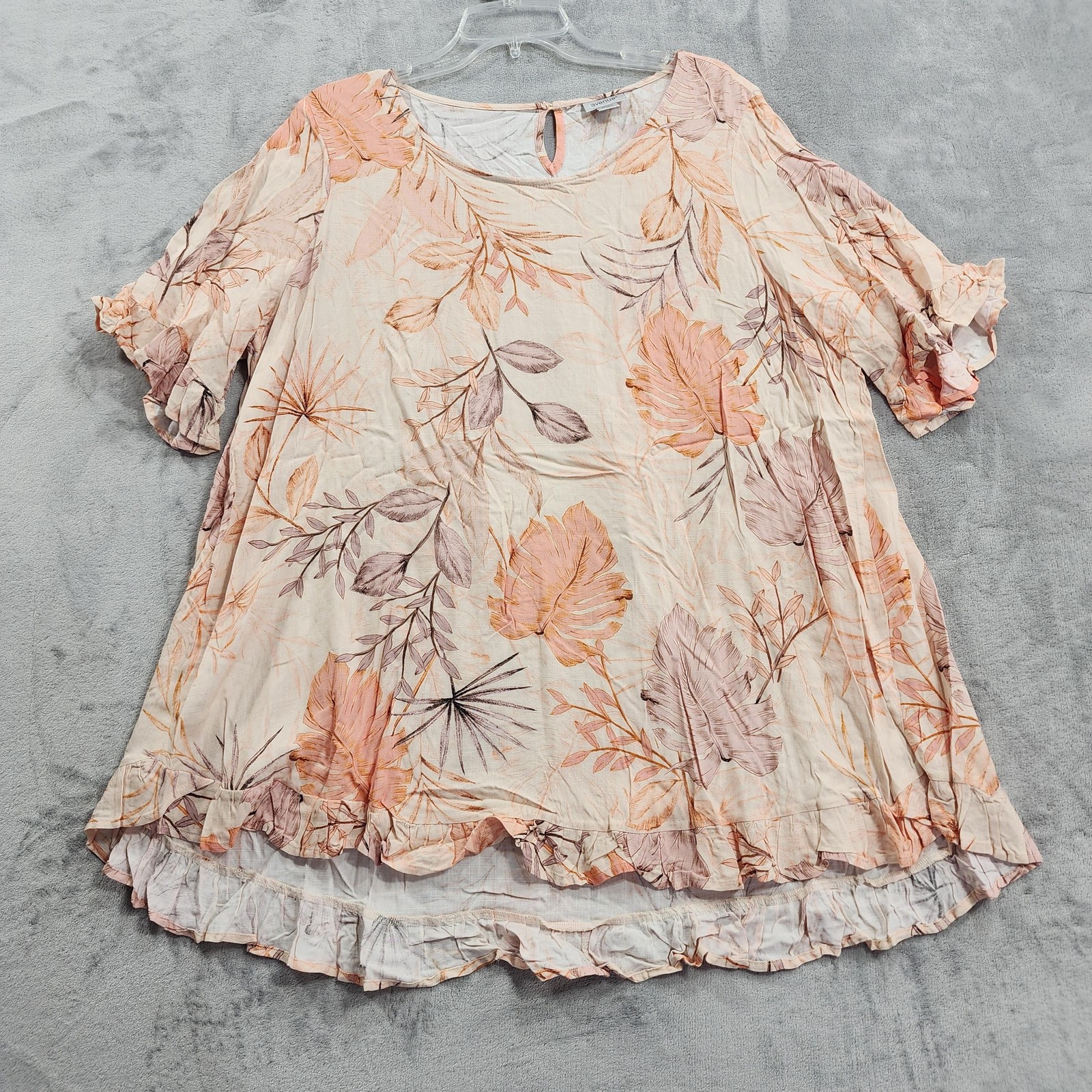 Avenue Top Womens 20 Multicolor Floral Leaves Short Sleeve Ruffle Hem Tunic Boho