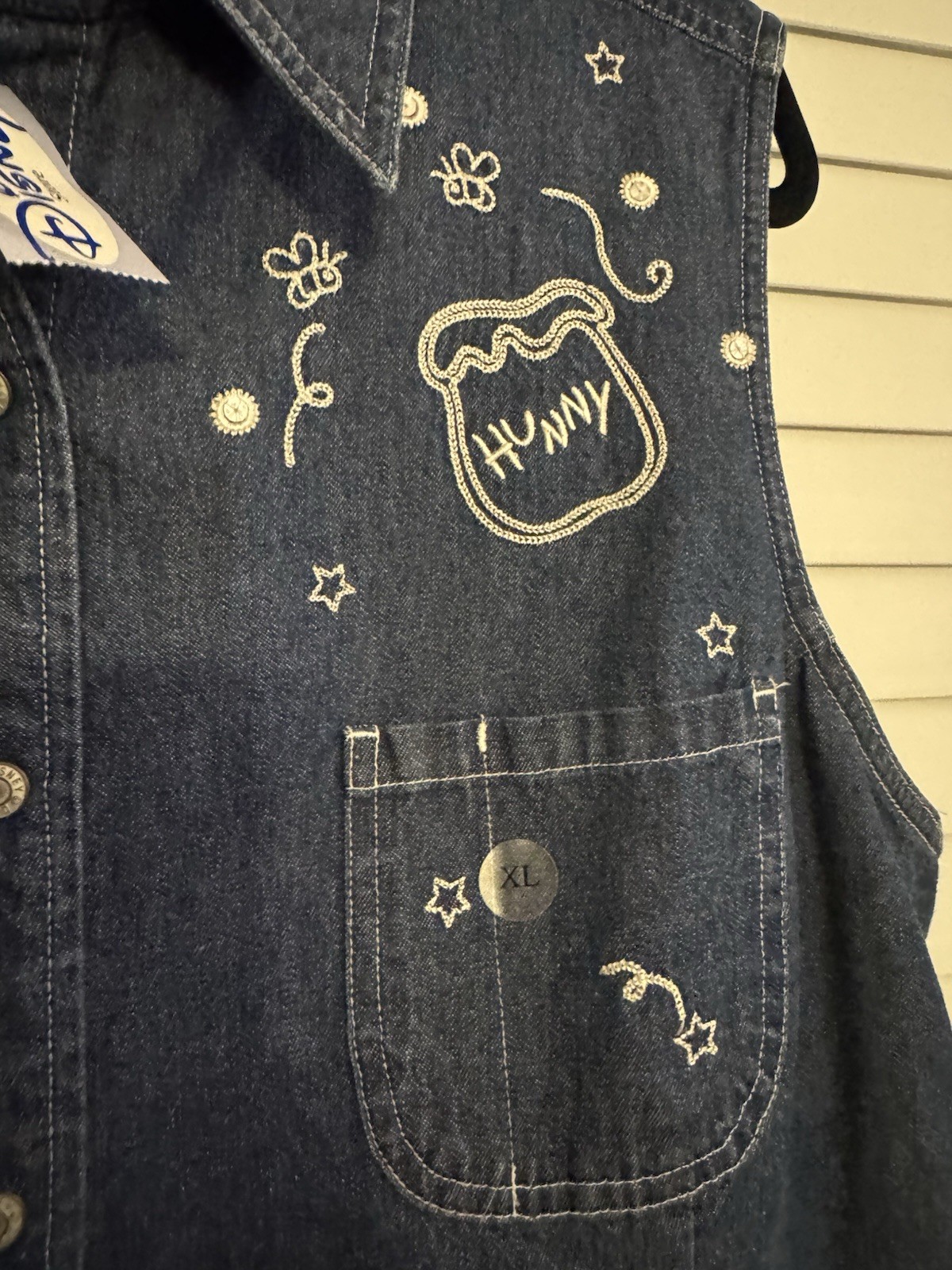 Vtg 90s Disney Store Denim Shirt Sleeveless Winnie The Pooh Embroidered XL Vest
