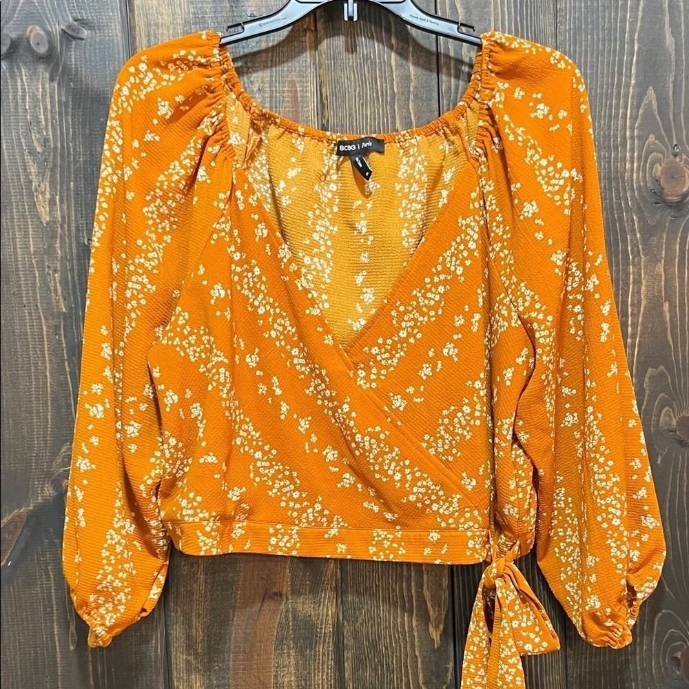 BCBG Paris Orange Floral Wrap Top XL Boho Festival Coquette Textured Cropped