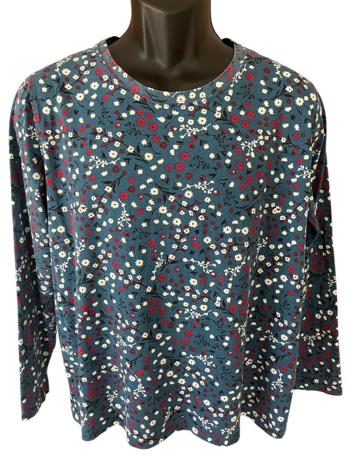 Blue Mountain Top Shirt Women’s XL Blue White Maroon Black Flowers Long Sleeve