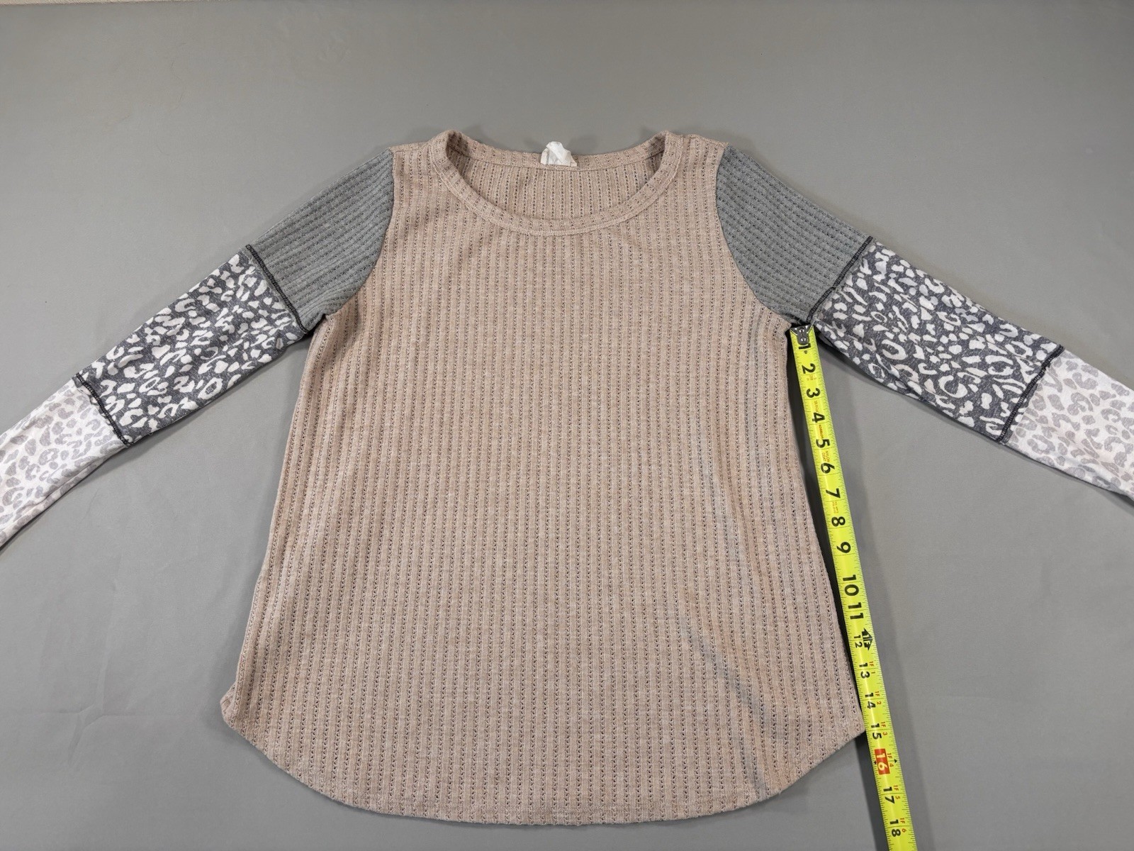BiBi Tunic Size M Tan Body Grey Animal Print Long Sleeve